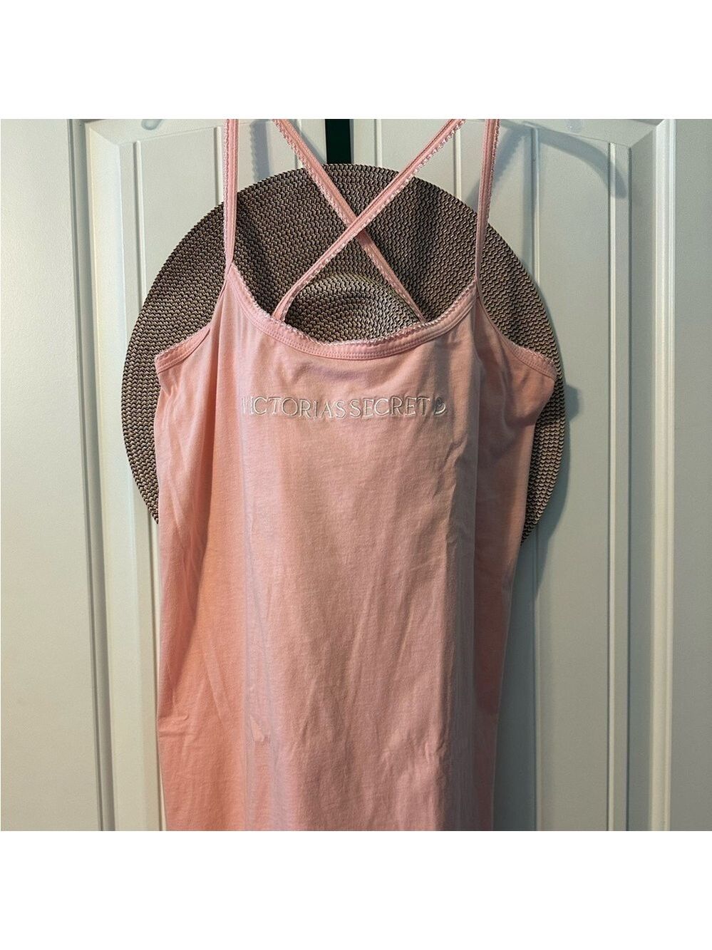 Vintage Victoria’s Secret Y2K Cami Tank Pale Peach color Size L criss cross back